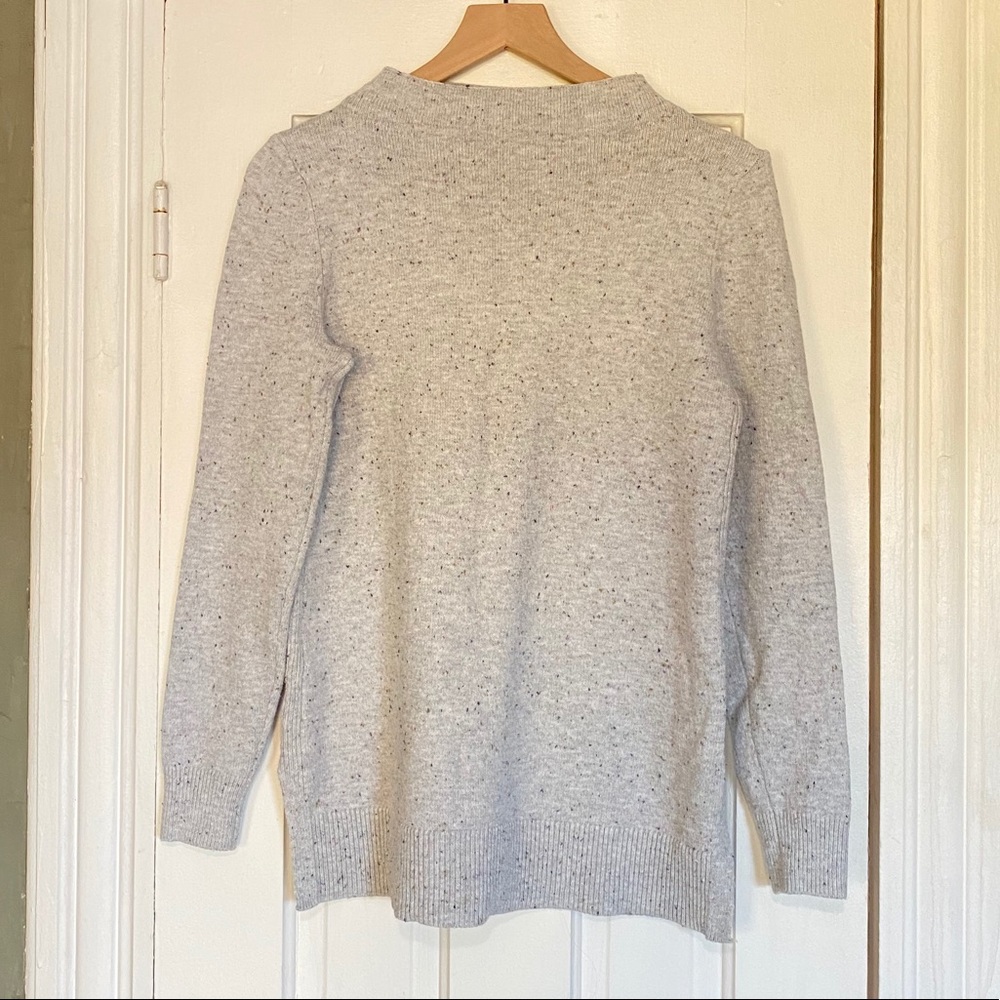 Loft sweater with small side slits size XS
